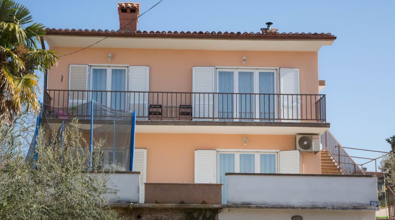 Apartman Matea Daire Malinska Dış mekan fotoğraf